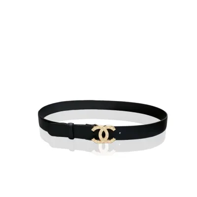 Ceinture Chanel noir, boucle double C, métal doré, 30 mm