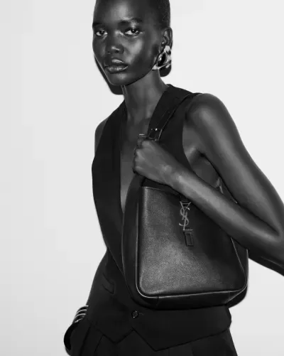 Le 5 à 7 Small Souple en Cuir Grainé