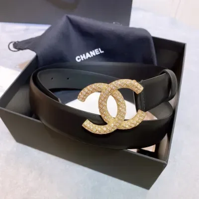 Ceinture Chanel noir, boucle perlée, métal doré, strass, 30 mm