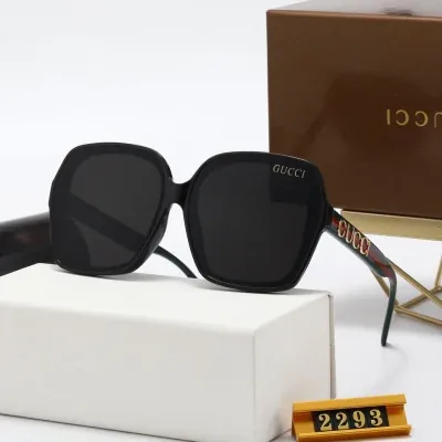 Lunettes de soleil Gucci à monture large