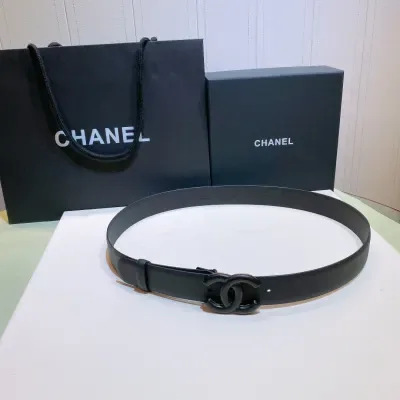 Ceinture Chanel noir, boucle double C, métal noir, 30 mm
