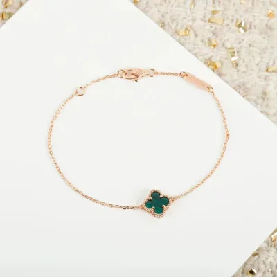 Bracelet Van Cleef & Arpels VCA Alhambra simple