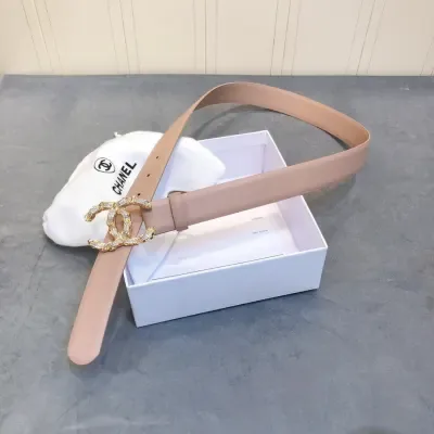 Ceinture Chanel beige, boucle double C, 30 mm