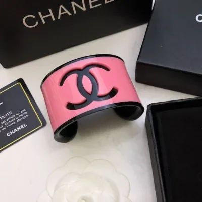 Bracelets Chanel