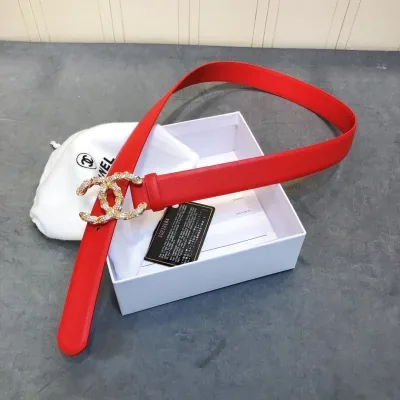 Ceinture Chanel rouge, boucle double C, 30 mm