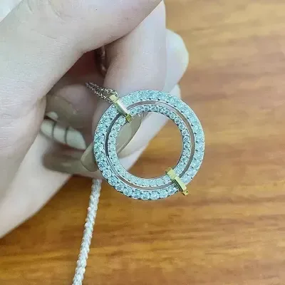 Tiffany : colliers et