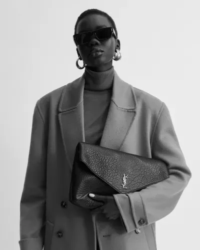 Cassandre Large Pochette à Chaine en Cuir D'agneau