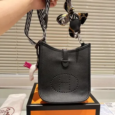 Sac Hermès Evelyne 20 cm