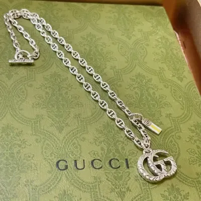 Collier Gucci double G