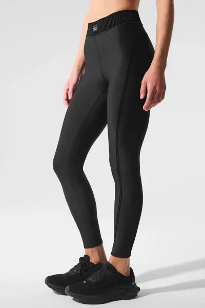 Legging Airlift Line Up