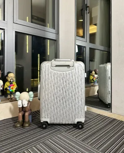 Valise trolley classique Dior x Rimowa