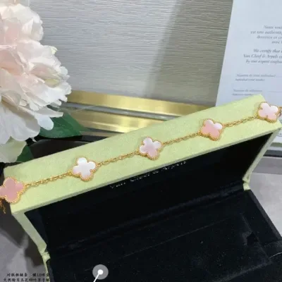 Van Cleef & Arpels Vca Dégradé Rose Bracelet